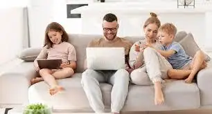 Léa Millet social post