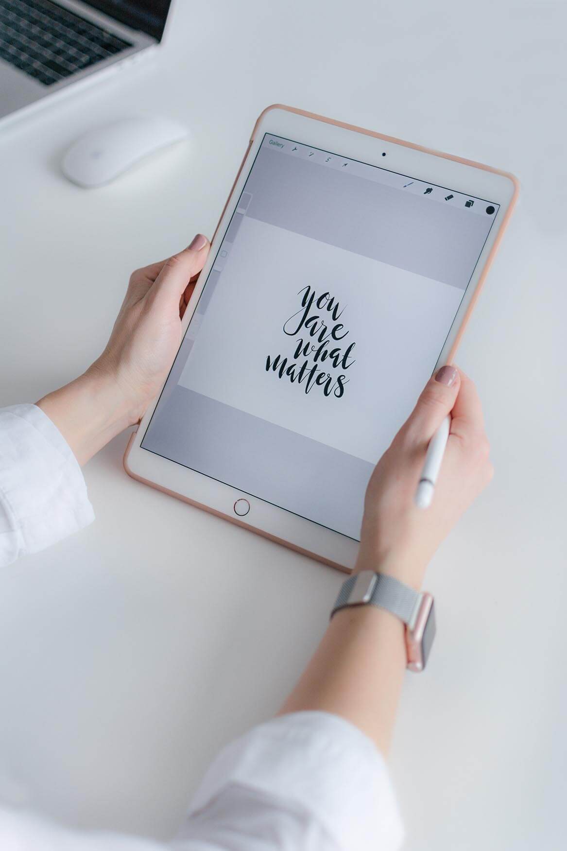 Deals on latest Apple iPad